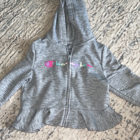 Bundle of 18 M hoodie, tracksuit jacket and skirt - Picture 7 of 8